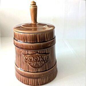 Vintage McCoy “Cookie Churn” Cookie Jar. No markings
